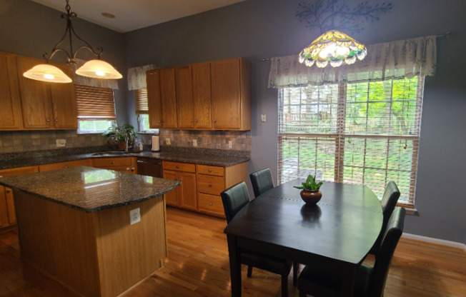 12577 GARRY GLN DR
