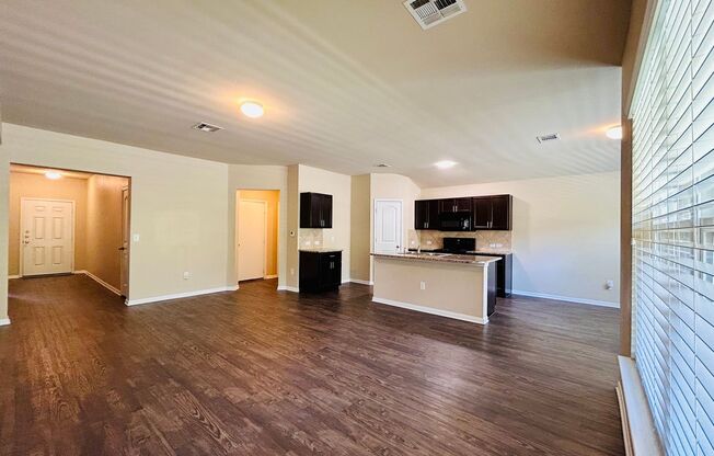 15205 Wideleaf Cv 78724 | 3 Bed 2 Bath $1,750