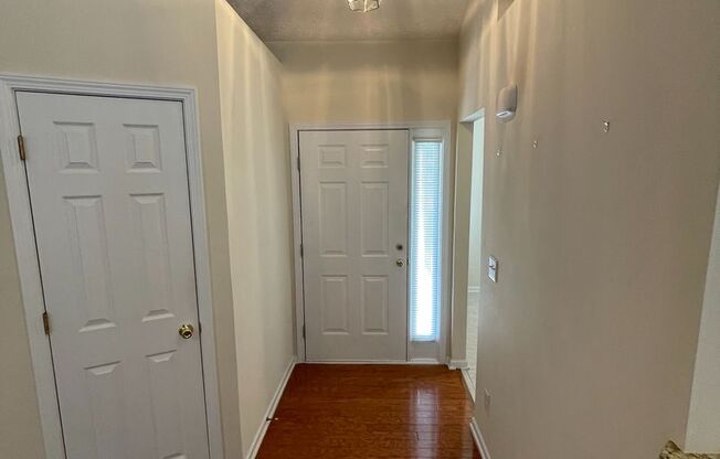 Nice 3 bed 2 bath home in Lithonia close to I-20.