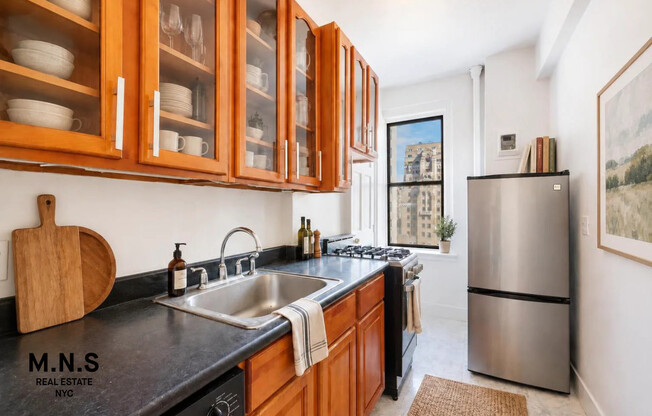 1 bed, 1 bath, 550 sqft, $4,593, Unit 12B