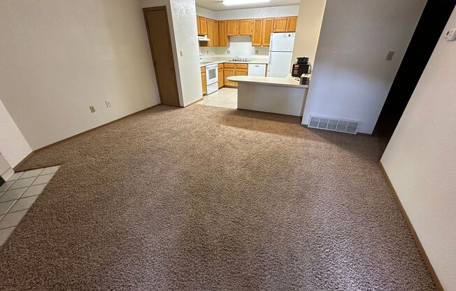 Cozy End-Unit Condo in Gated Community