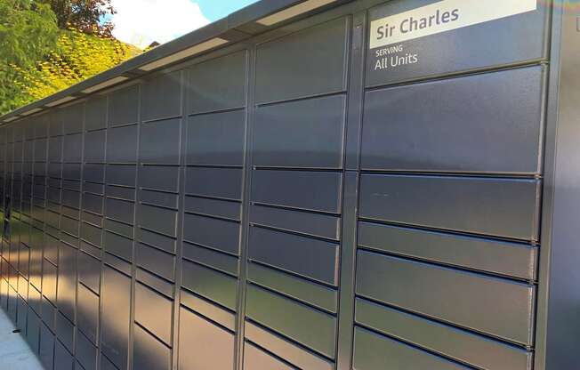 Sir Charles Court 24-Hour Amazon Hub Package Lockers