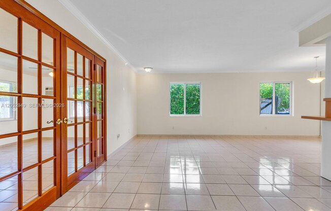 1430 SW 102 CT