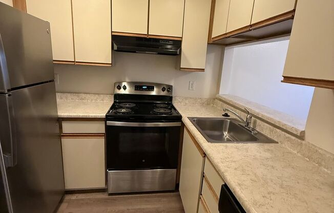 1 bed, 1 bath, 650 sqft, $1,500, Unit A102