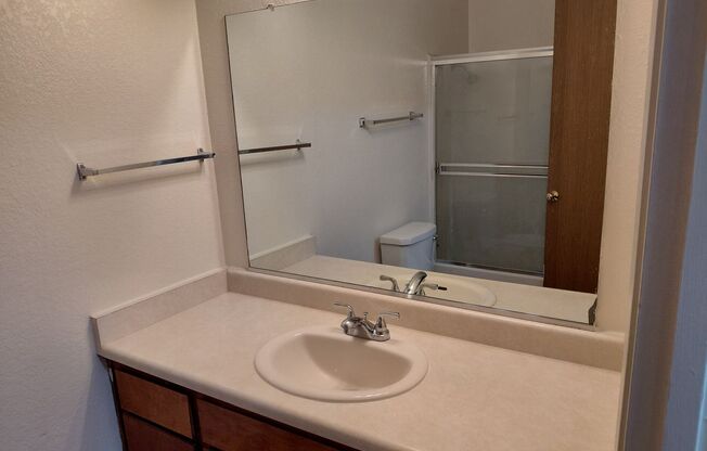 1 bed, 1 bath, 650 sqft, $1,150, Unit 21