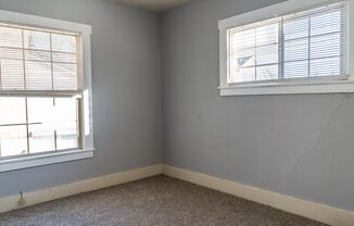 2 beds, 1 bath, $1,300, Unit Apt 101