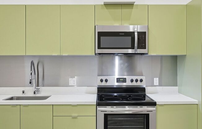 2 beds, 1 bath, 695 sqft, $2,495, Unit 616