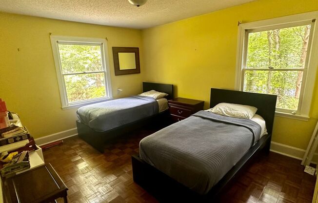 3 beds, 2.5 baths, , $2,500