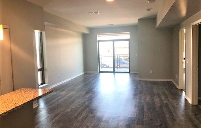 1 bed, 1 bath, 676 sqft, $1,750, Unit 111