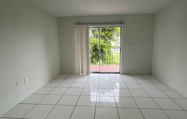 2135  Little Havana - 2135