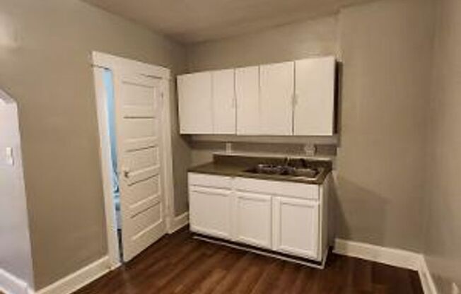 Updated Southside One Bedroom