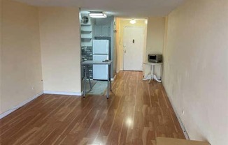 1 bed, 2 baths, 650 sqft, $2,000, Unit 5D