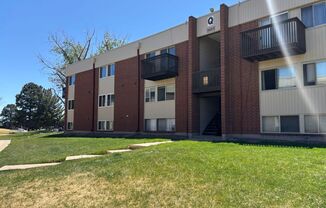 1 bedroom, top floor condo!