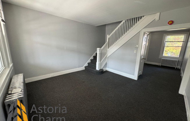 2 beds, 1.5 baths, $1,600