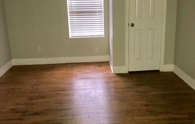 1501 W Morphy