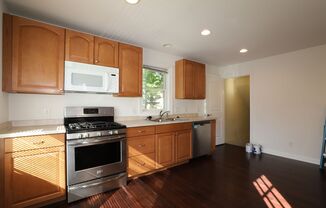 5 beds, 2 baths, $4,295