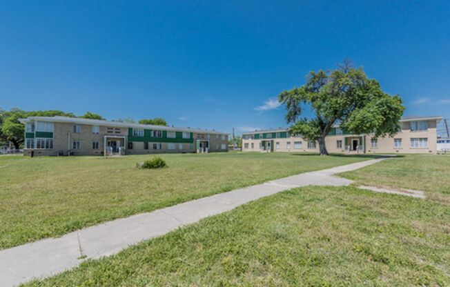 UNIVERSITY PARK APARTMENTS
