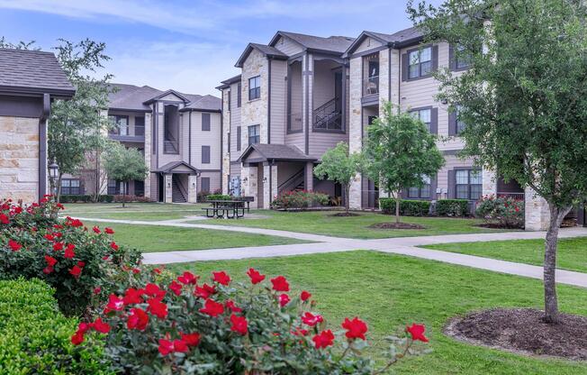 BEAUTIFUL LANDSCAPING AT WILLOW CREEK APARTMENTS