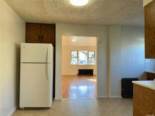 2 beds, 1 bath, 950 sqft, $2,500, Unit 1F