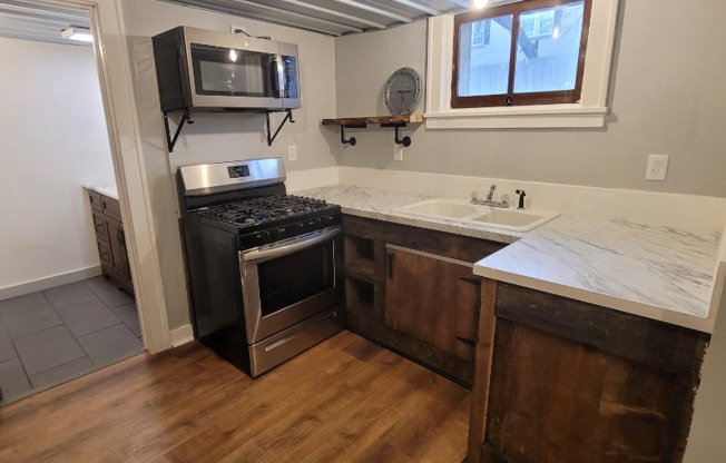 678 RDG RD