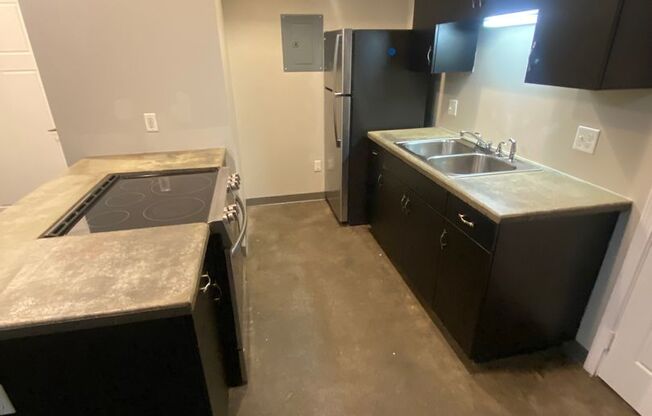 Studio, 1 bath, 417 sqft, $616, Unit 445