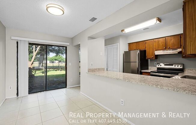 1511 CASA PARK CIR