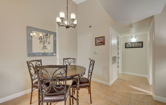 2 beds, 2 baths, $1,650, Unit # 1071
