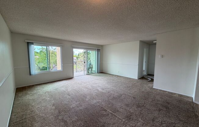 2 beds, 1 bath, 980 sqft, $2,500, Unit 054