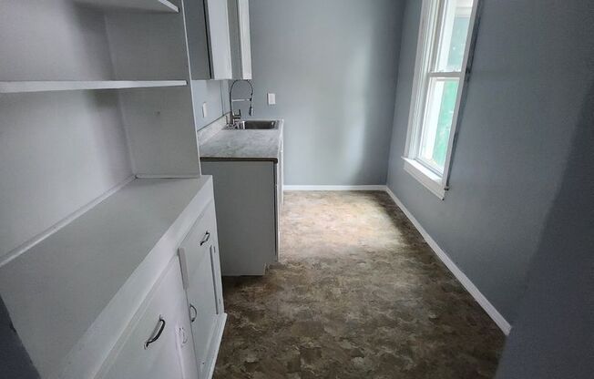 1 bedroom west side