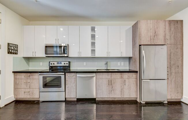 1 bed, 1 bath, $1,500, Unit UNIT B106