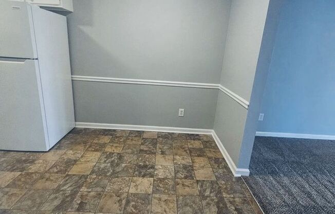 2 beds, 2 baths, 1,020 sqft, $1,195, Unit 223