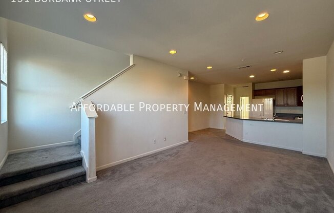 131 BURBANK ST