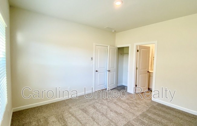 2511 ARBOR LOOP DR