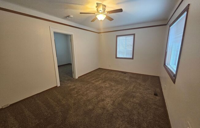 2 beds, 1 bath, $1,995