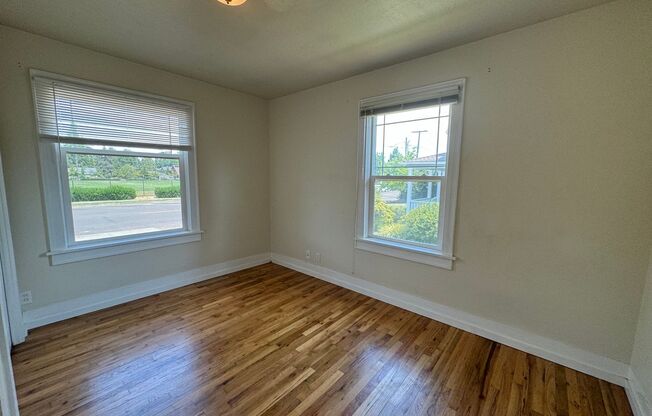 2 beds, 1 bath, $1,795