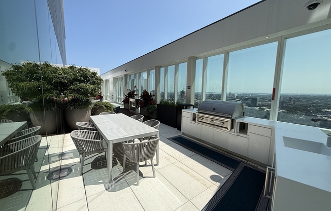 1 bed, 1 bath, 612 sqft, $3,800, Unit 27G