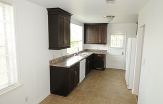 4 beds, 2 baths, $1,950