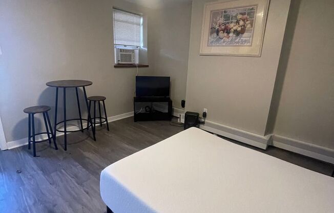 742 N. Negley Ave