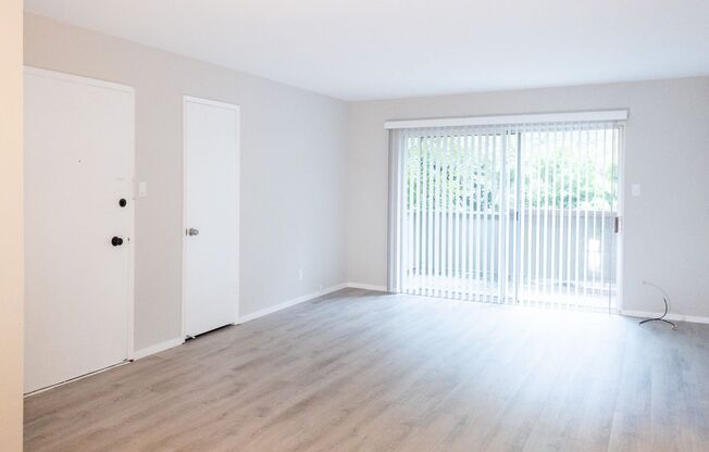 2BD 1BA Renovated Unit! Parking! Storage! PROGRESSIVE