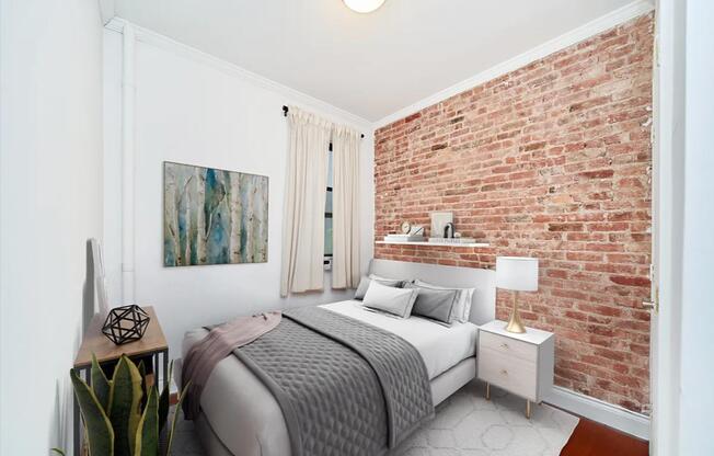 2 beds, 1 bath, $5,000, Unit 6