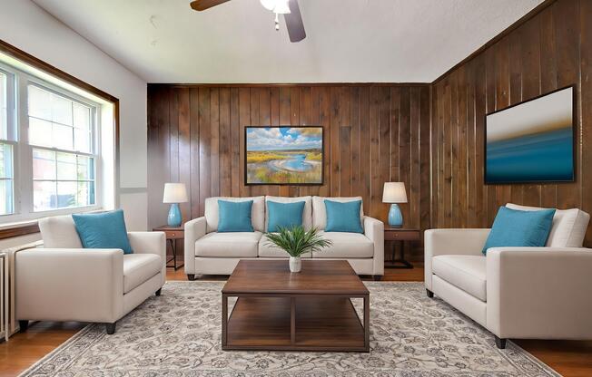 1221 Raum St NE Apt 3