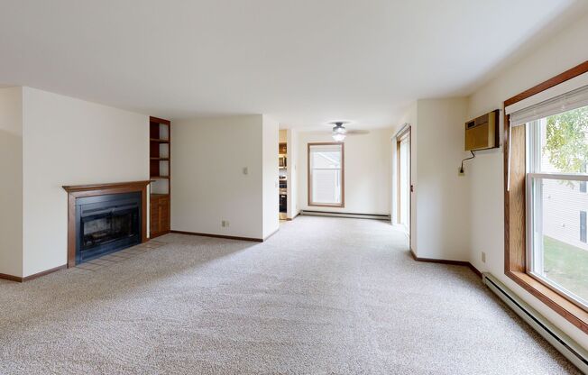 2 beds, 2 baths, 1,000 sqft, $1,780, Unit 7709CD