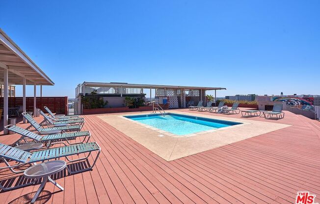 1 bed, 1 bath, 773 sqft, $3,100, Unit 302