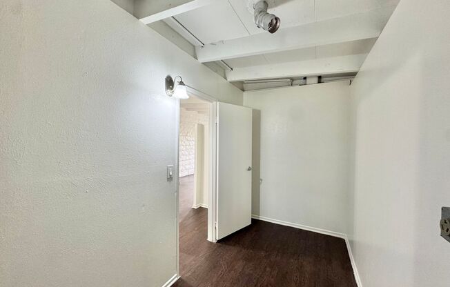 1 bed, 1 bath, 670 sqft, $2,095, Unit L86