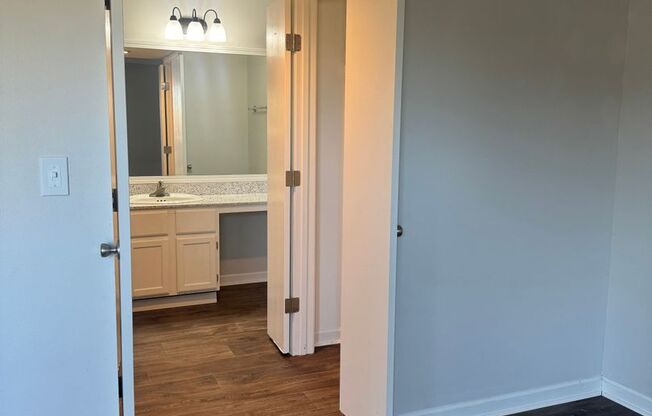 Studio, 1 bath, 650 sqft, $875, Unit 0612