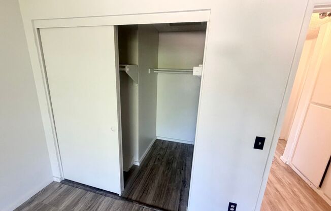 3 beds, 2.5 baths, 1,277 sqft, $2,800, Unit 5