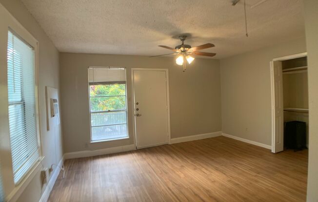 Studio, 1 bath, 400 sqft, $1,020