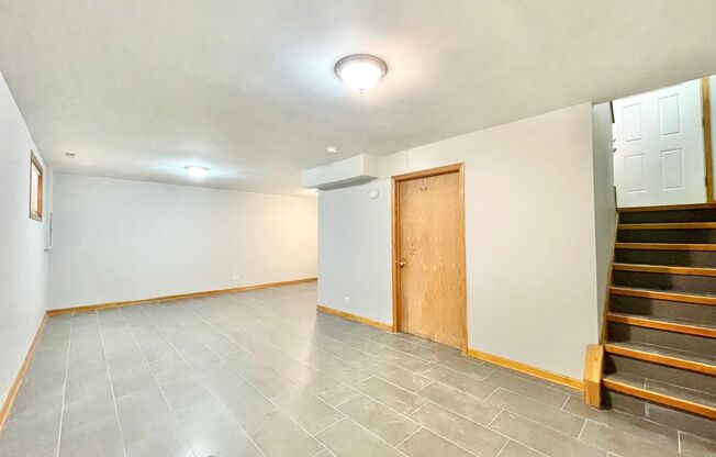 3162 S. Throop