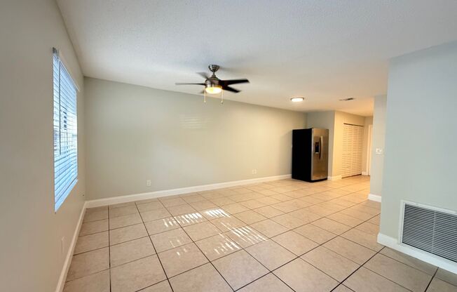 Lakeside Cove Apartments