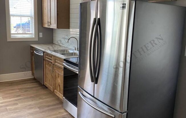 1 bed, 2 baths, 800 sqft, $1,250, Unit Suite 17